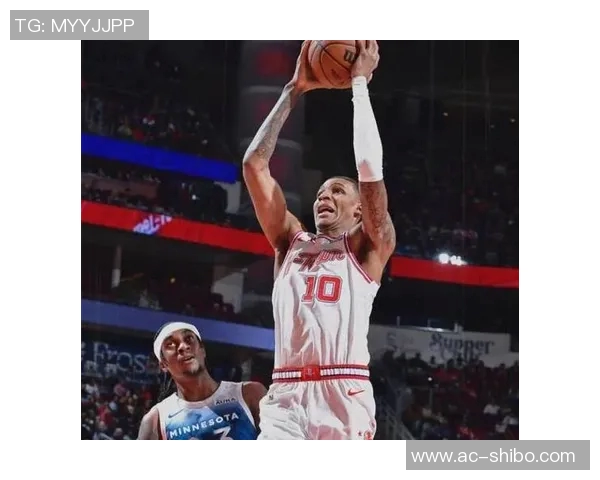 小贾巴里专注身体训练坚信团队合作与成长的重要性